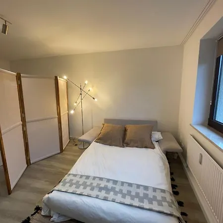 Modern & Cozy Studio At Isar